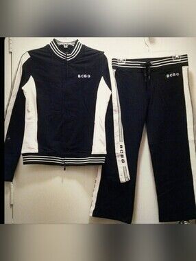 Vintage Rare BCBG Max Azaria Stylish Fashion Capri Sweatsuit